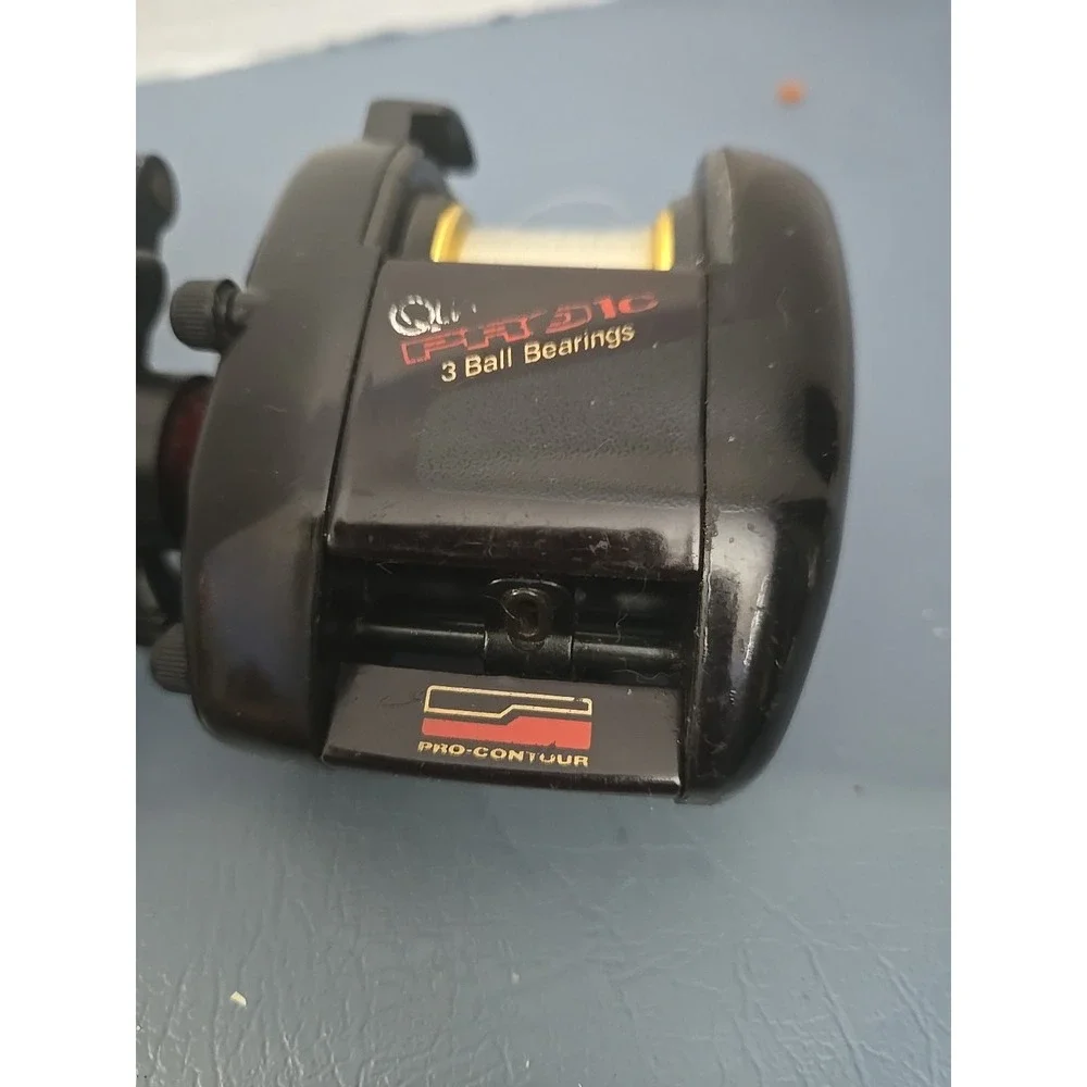 Quantum Pro‎ Contour Baitcast Reel